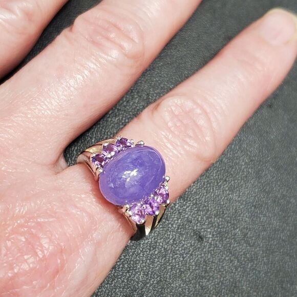 **Last Chance!! Final Sale** Sterling silver purple jade & amethyst ring sze 6.5